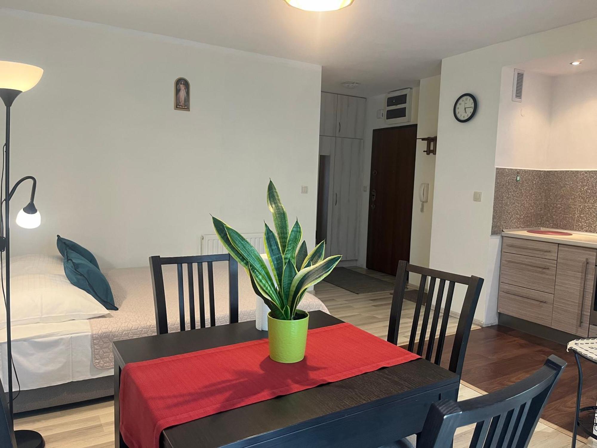 Apartament Lagiewniki Krakow Apartment Bagian luar foto